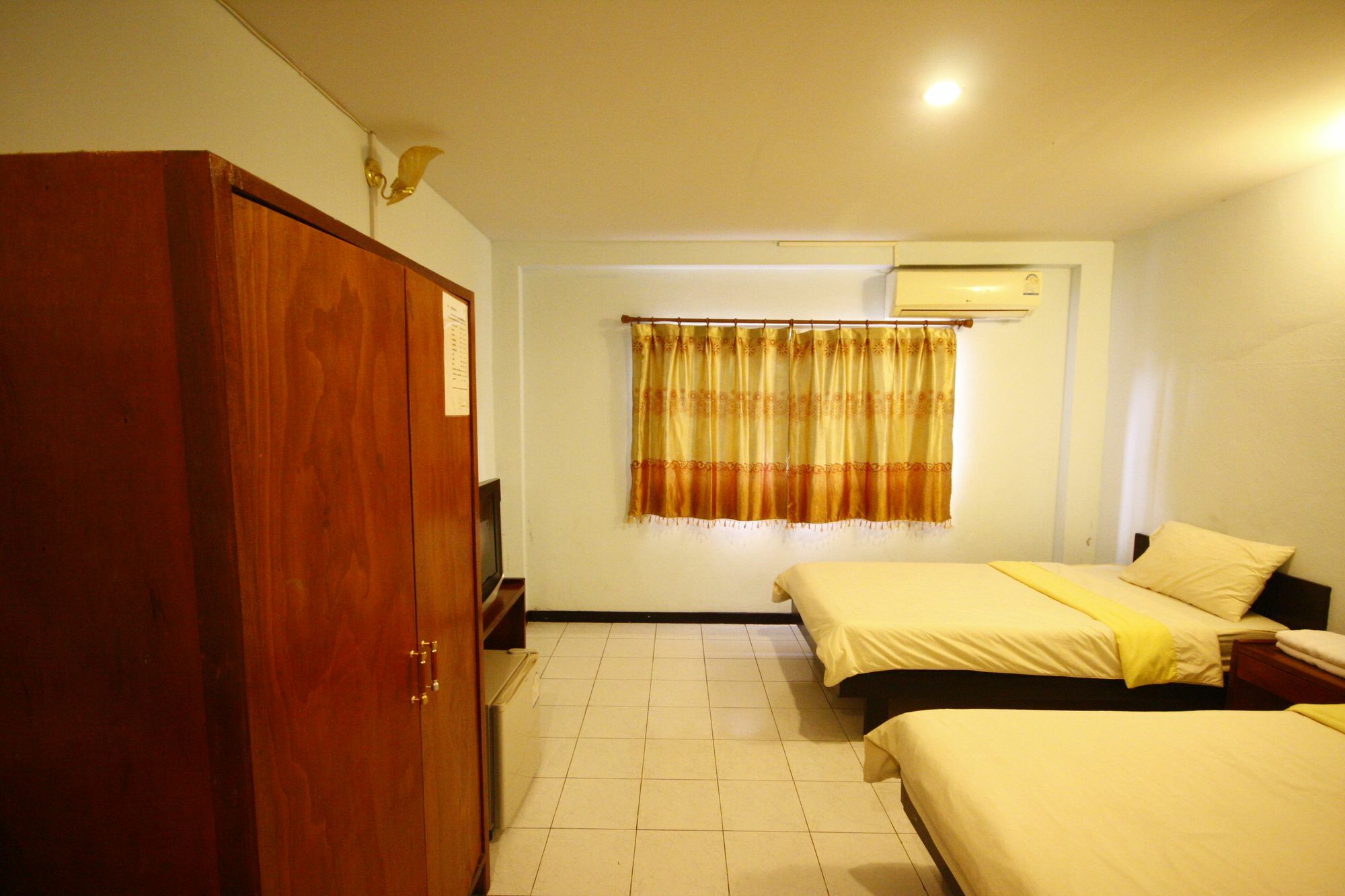 Narasiri Service Apartment Prachinburi Bagian luar foto